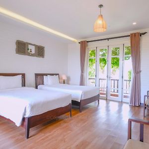 Deluxe Double or Twin Room Balcony